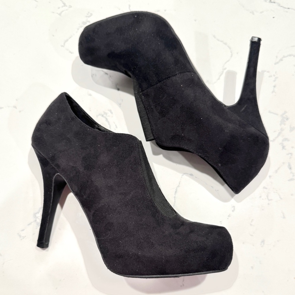 Forever 21 Black Faux Suede Oxford Stiletto Pumps Women’s Size 8 NWOT - Picture 4 of 7